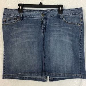 🛍 LEI Sophia Hiphugger Short Blue Denim Skirt 18 EUC